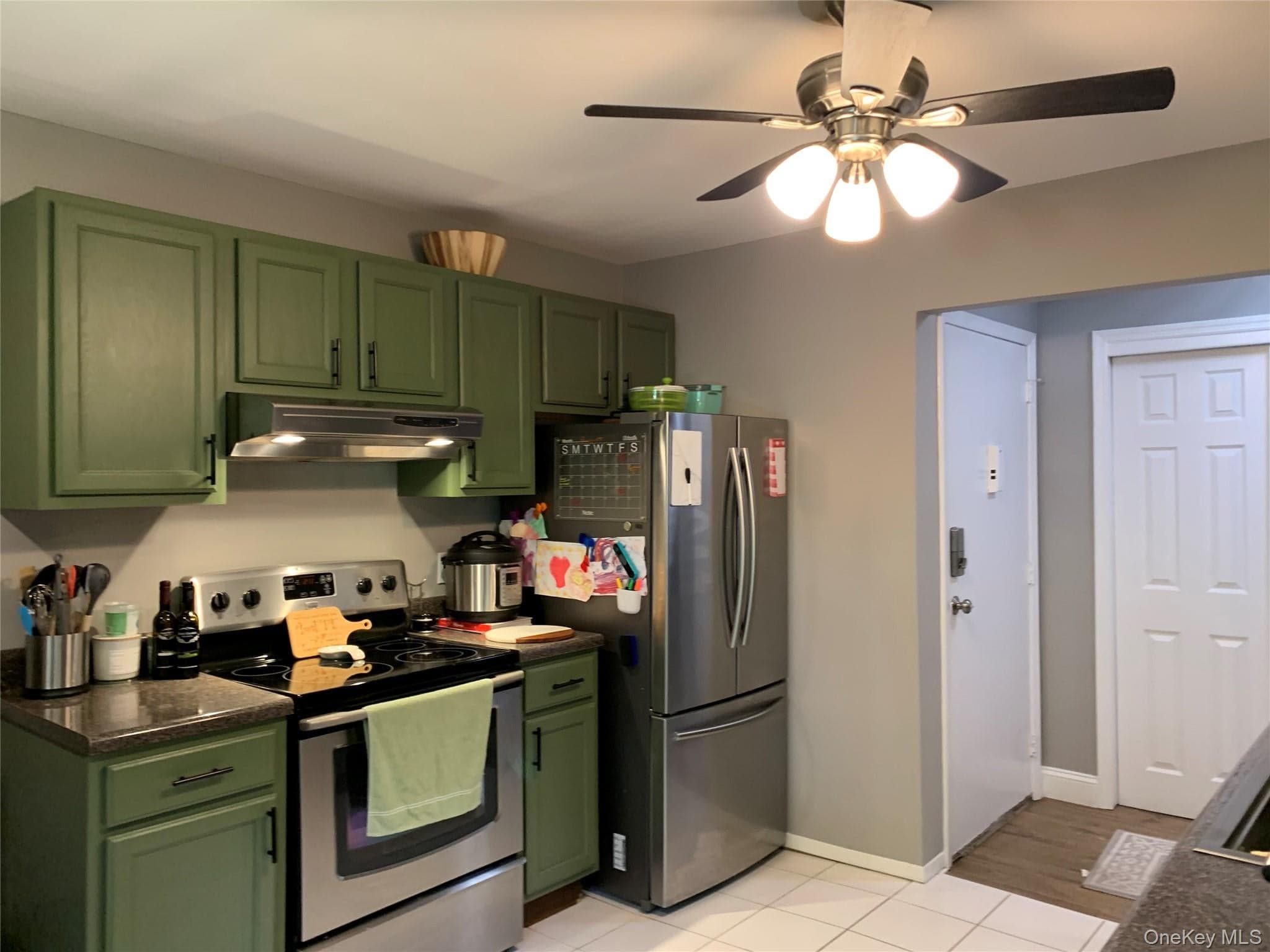 2449F Union Boulevard Unit: 12B thumbnail 2