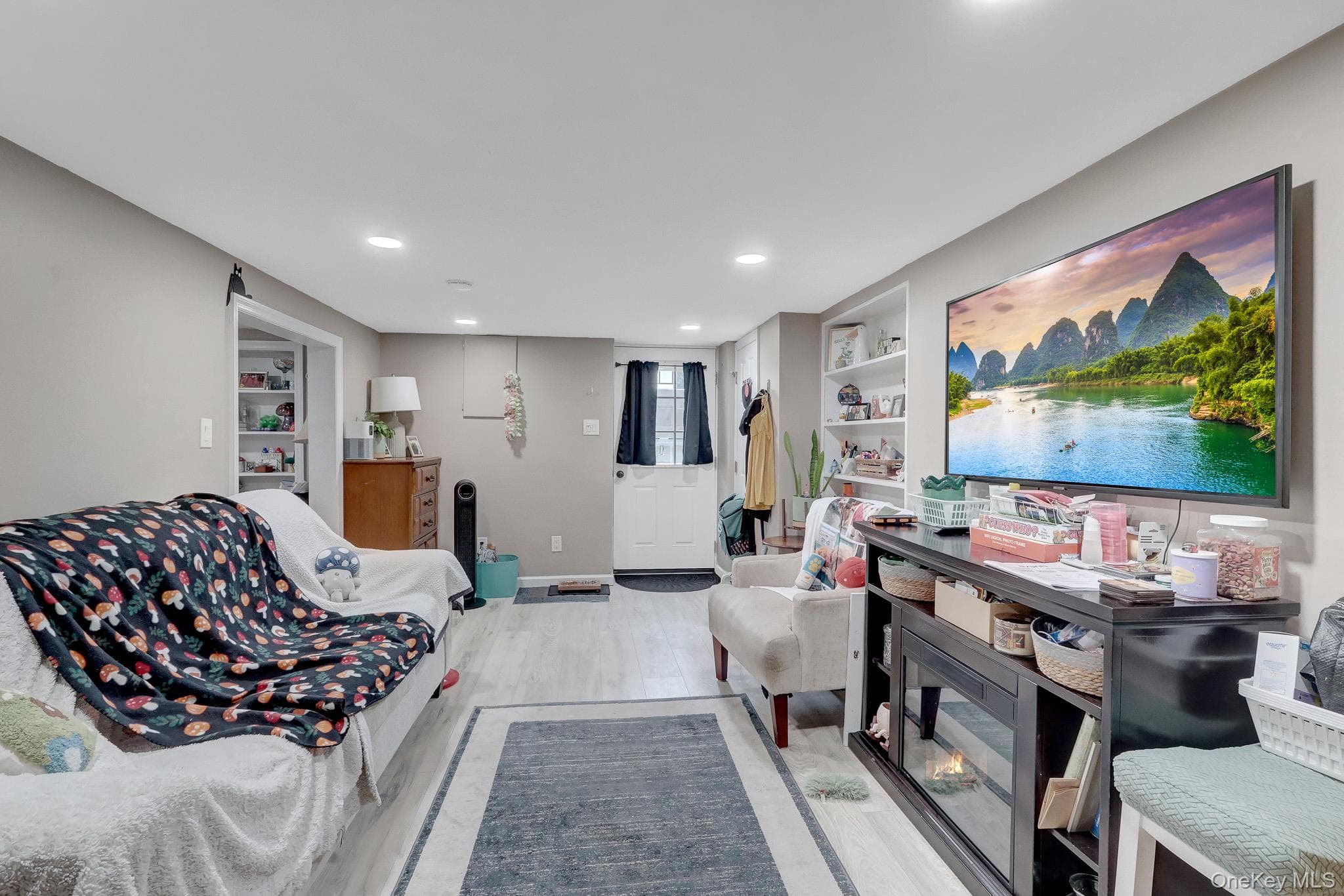 43 Manhattan Avenue thumbnail 14