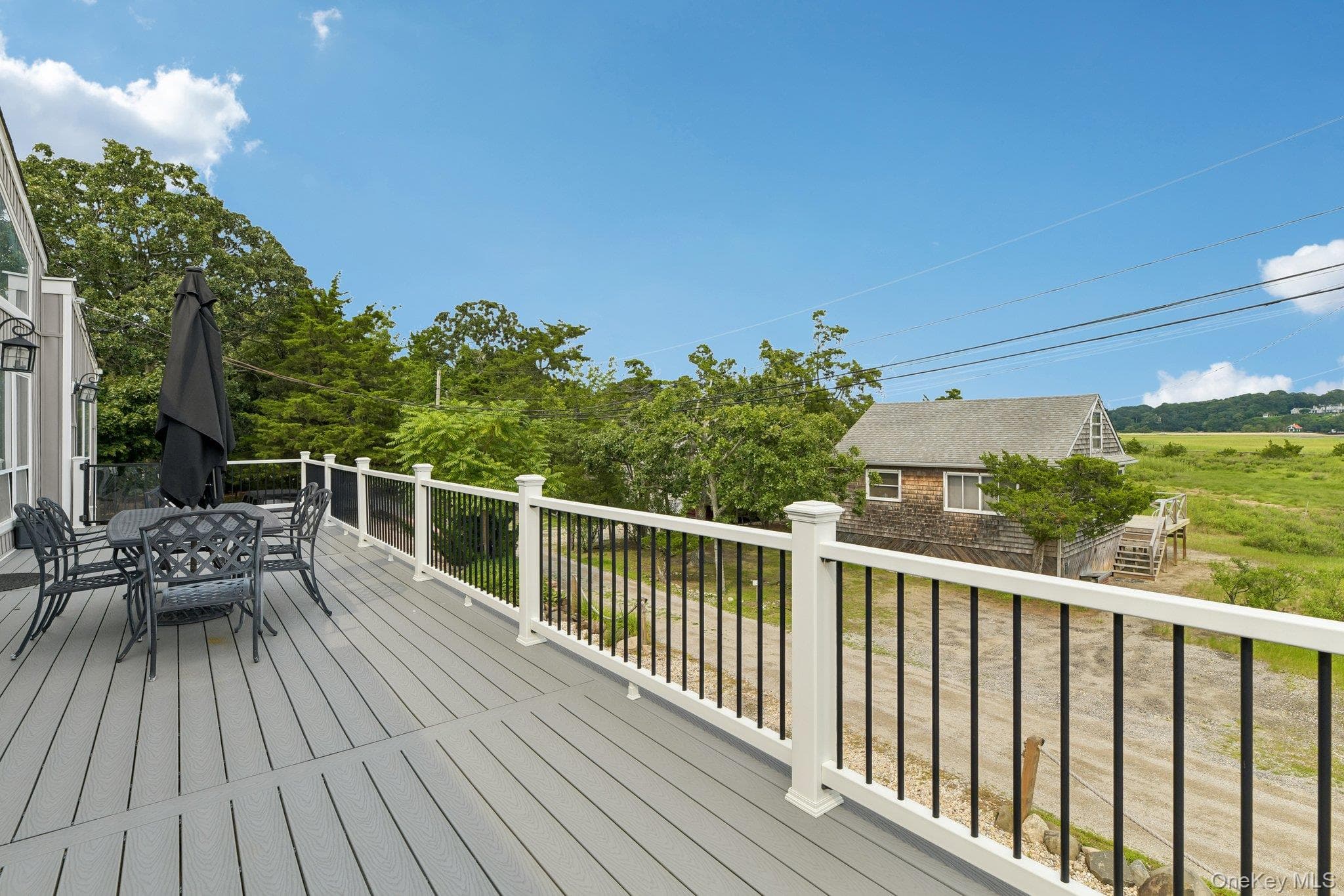588 E. Long Beach Road thumbnail 40