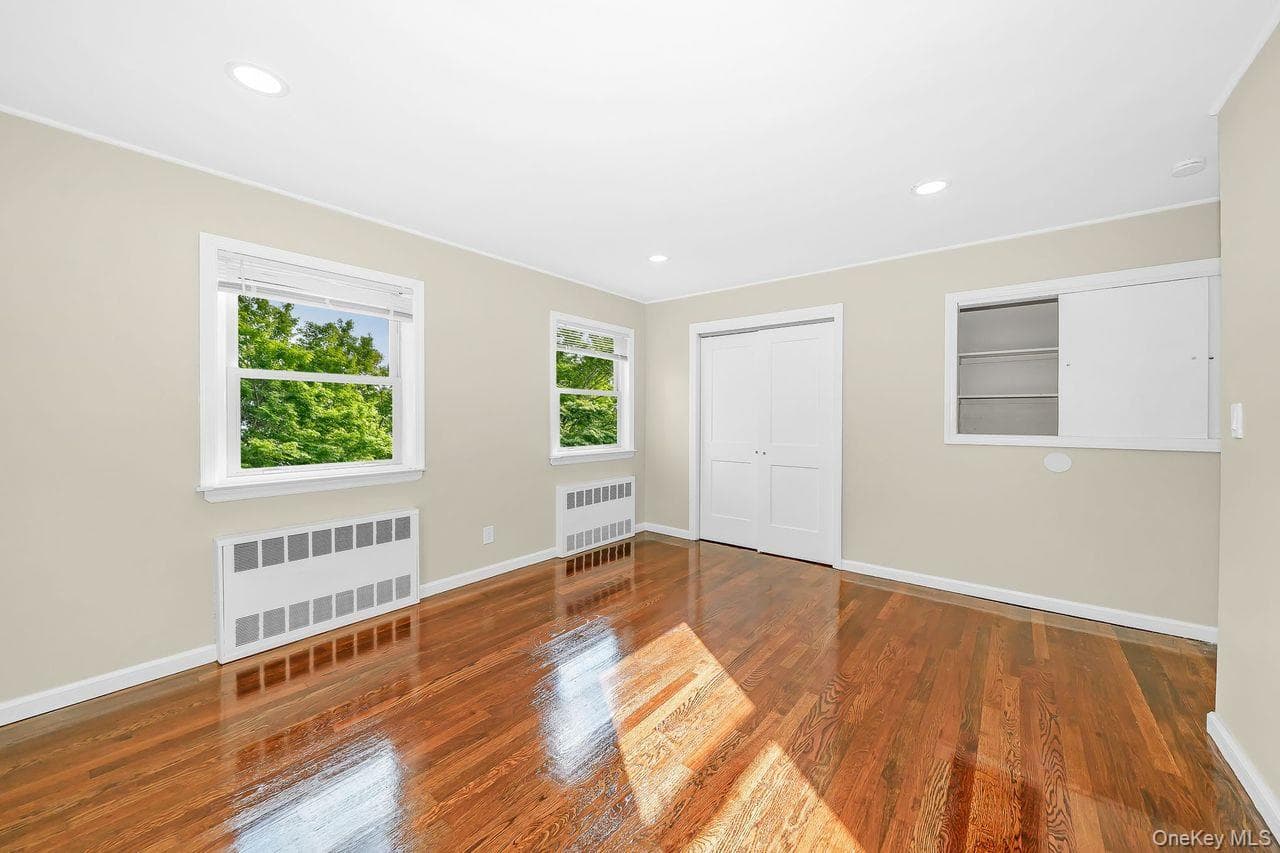 20 Ford Drive thumbnail 19