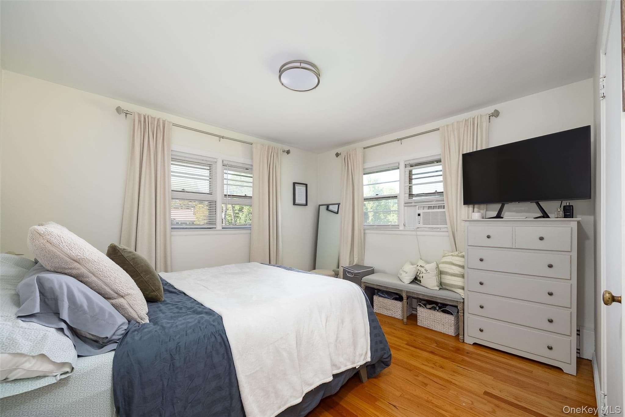 352 Clifton Avenue thumbnail 12