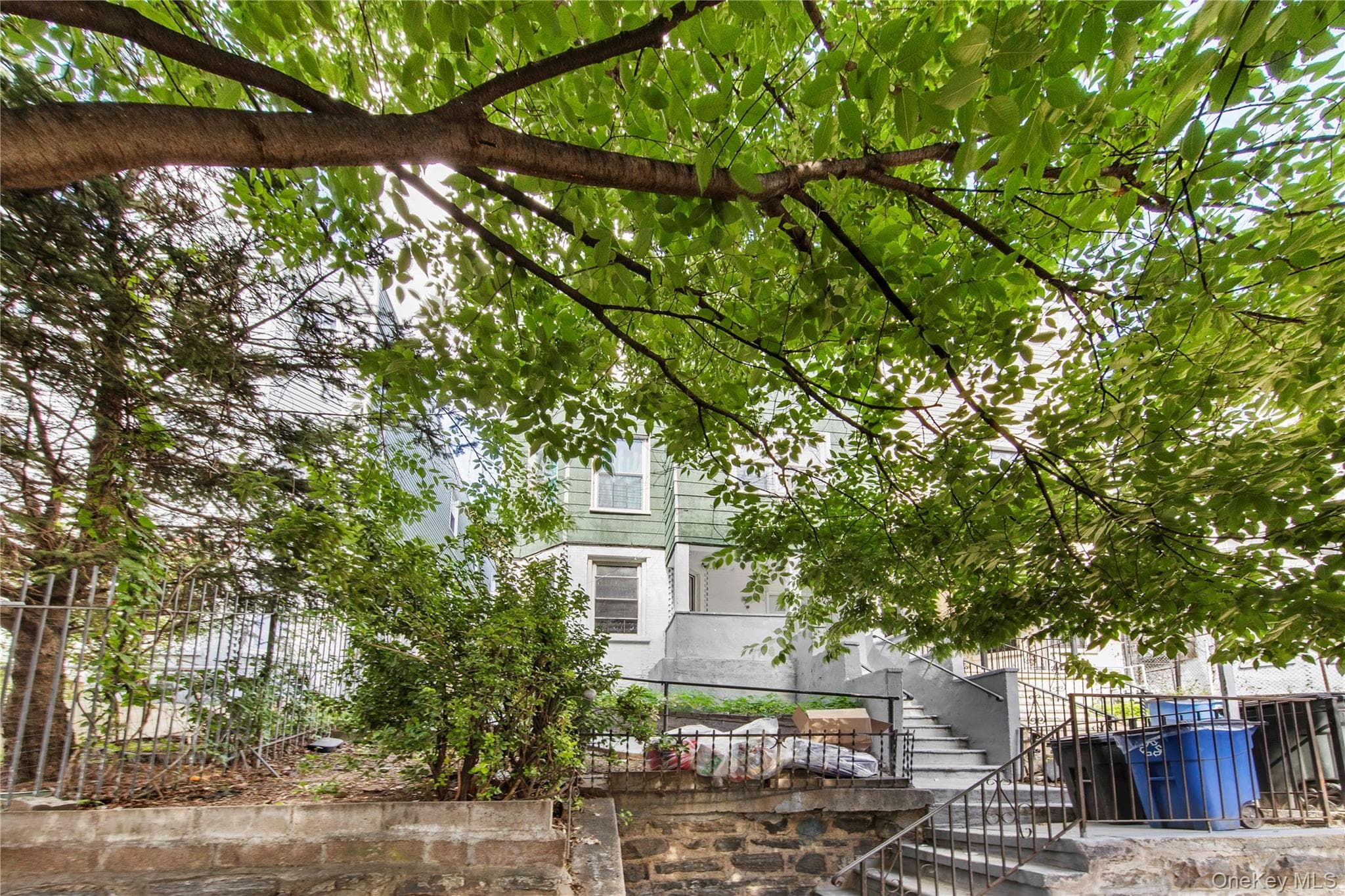 2707 Decatur Avenue thumbnail 3