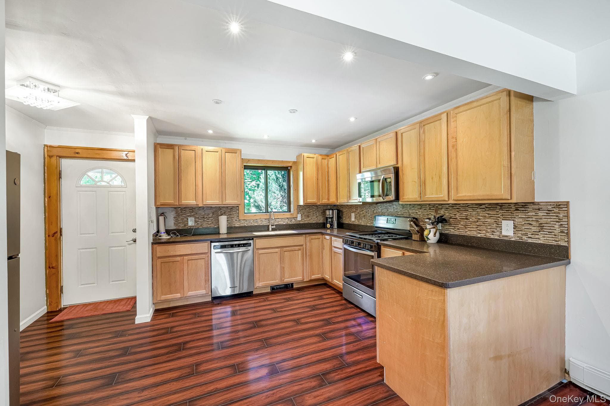 587 Dutch Hill Road thumbnail 7