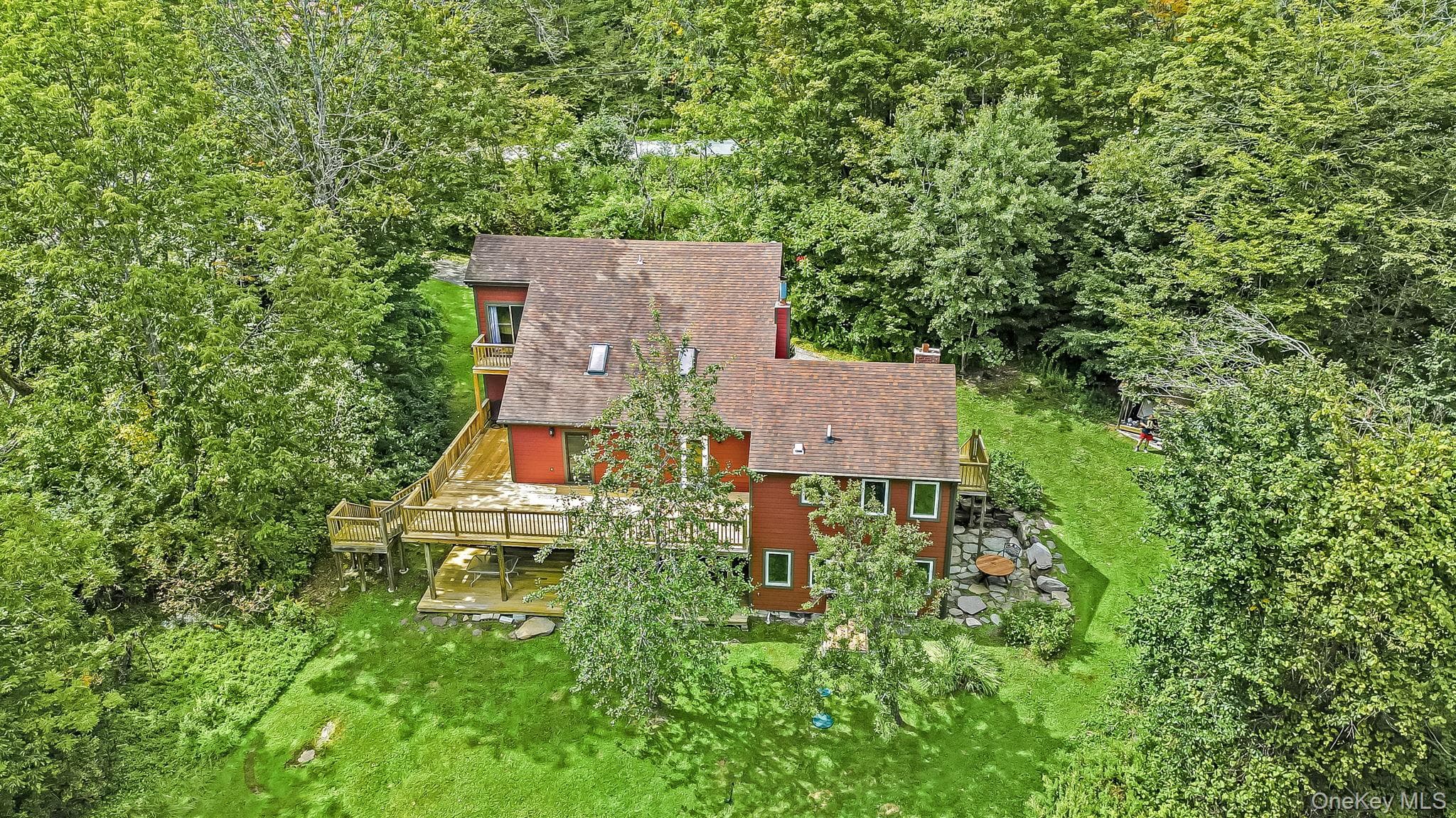 587 Dutch Hill Road thumbnail 4