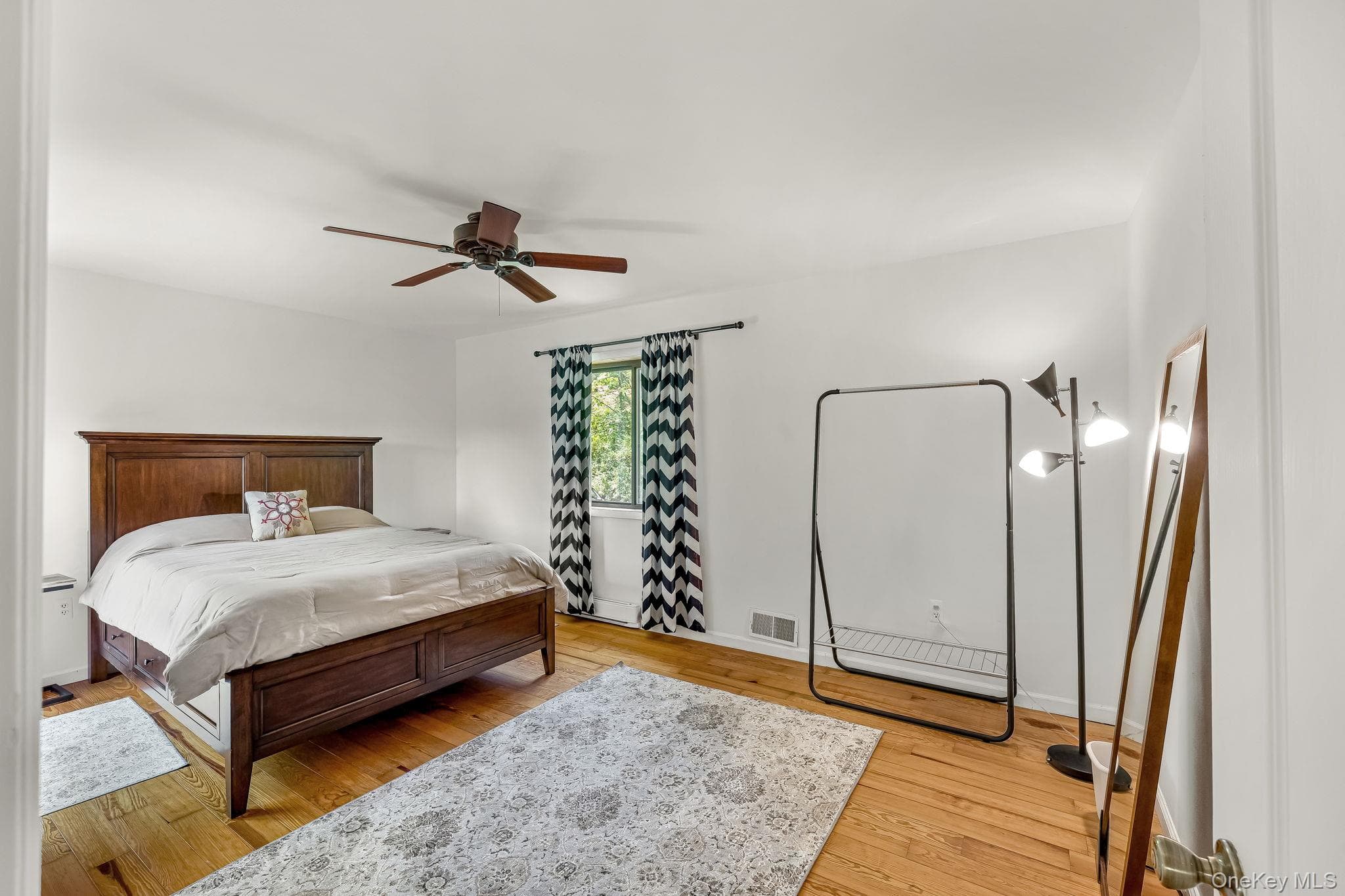587 Dutch Hill Road thumbnail 12