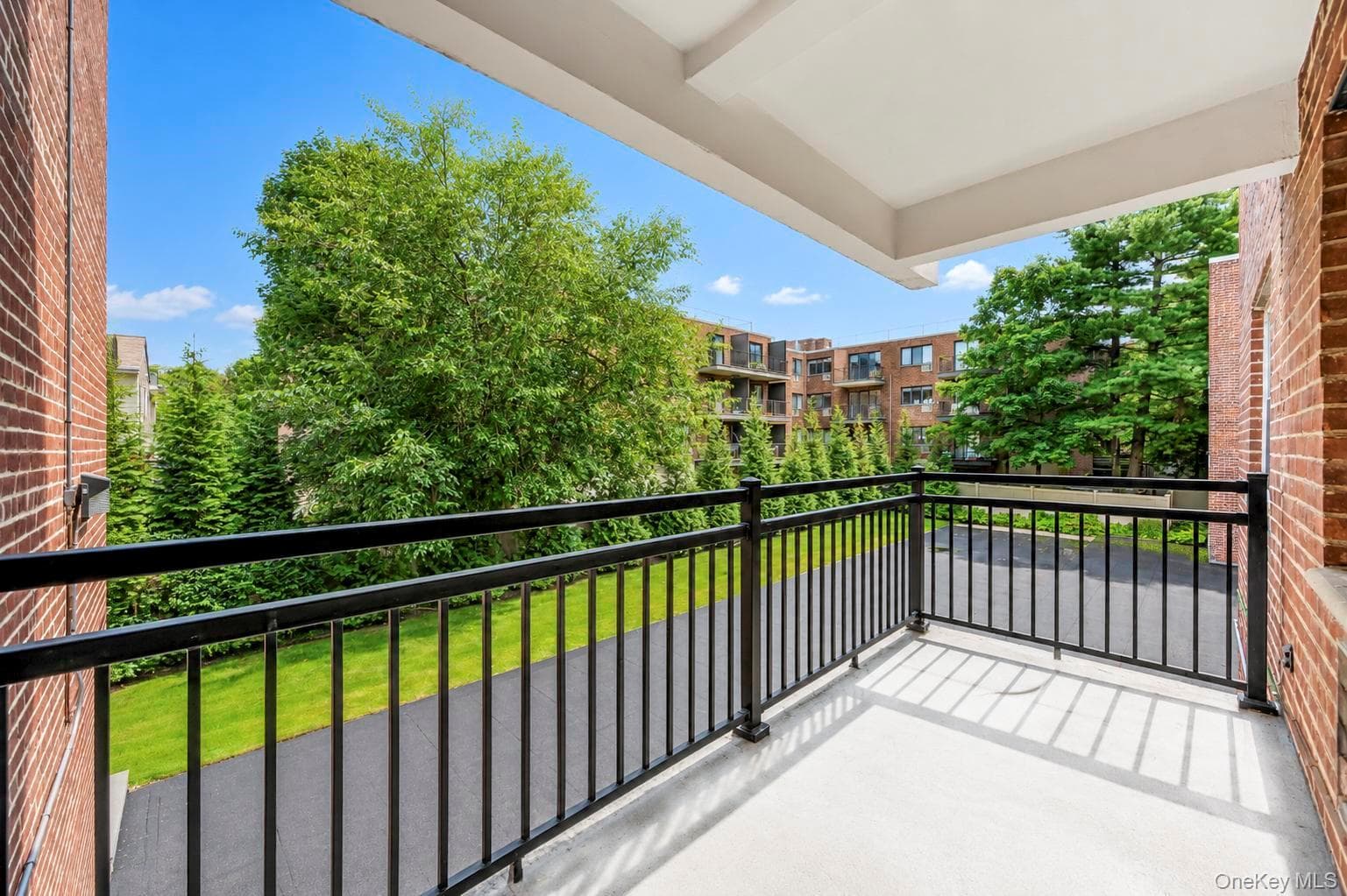 25 Chapel Place PL Unit: 2M thumbnail 4