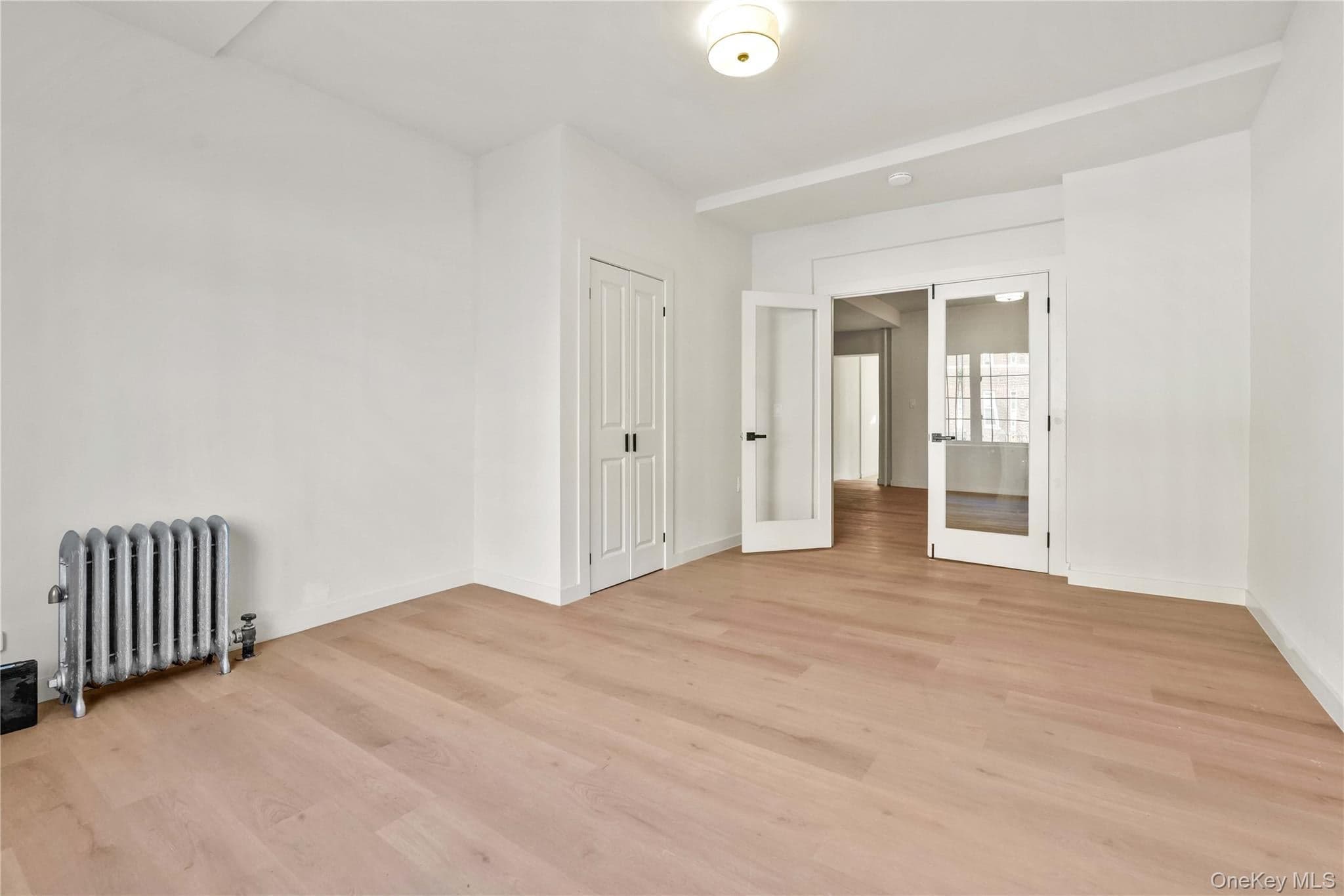 341 E 51st Street thumbnail 9