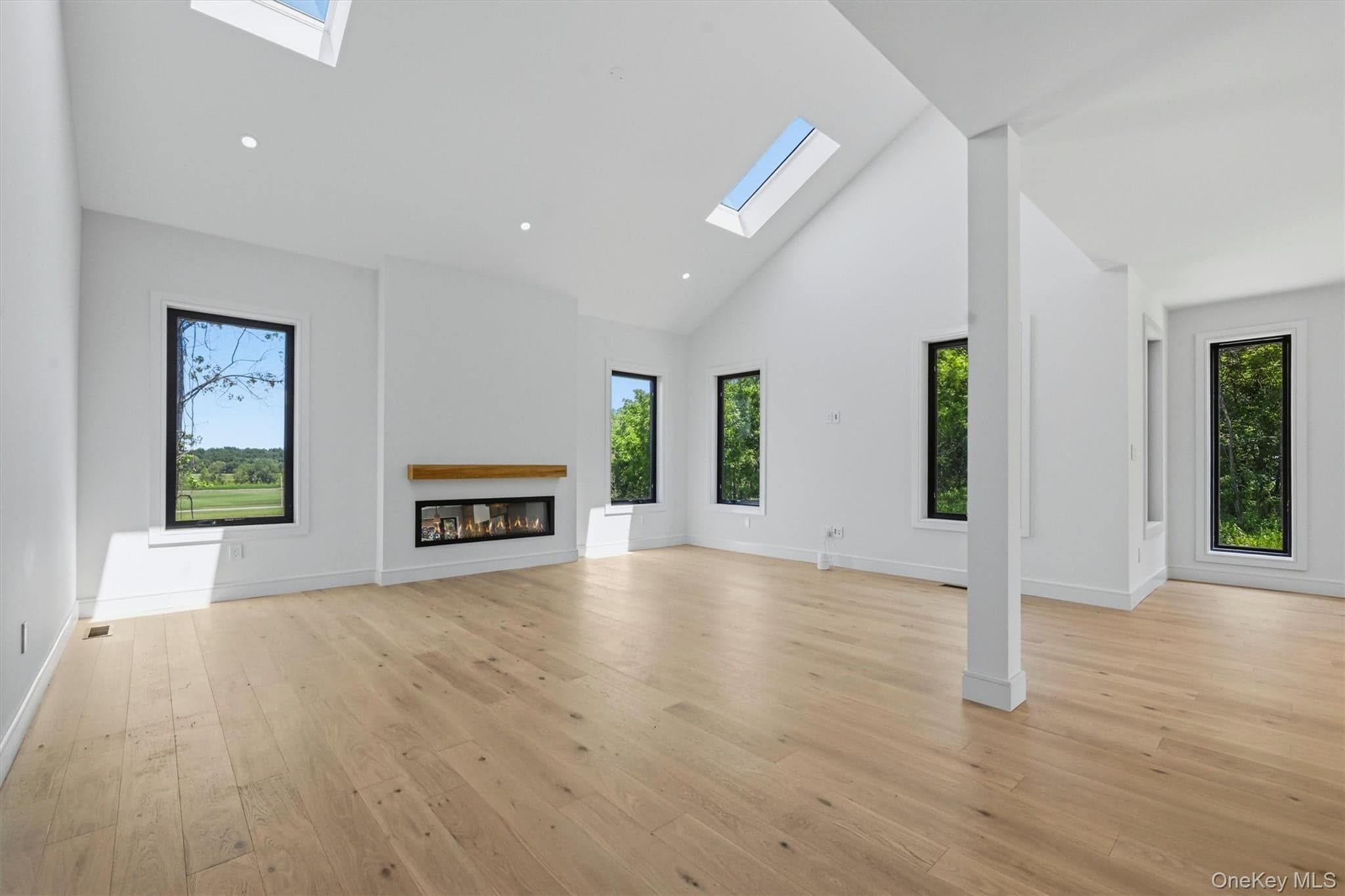 15 Warwick Isle Boulevard thumbnail 5