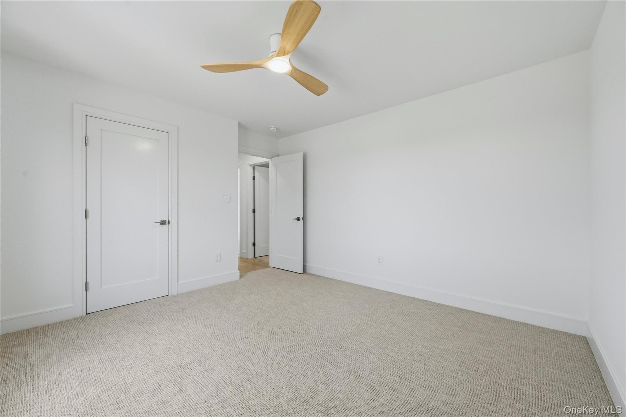 15 Warwick Isle Boulevard thumbnail 32