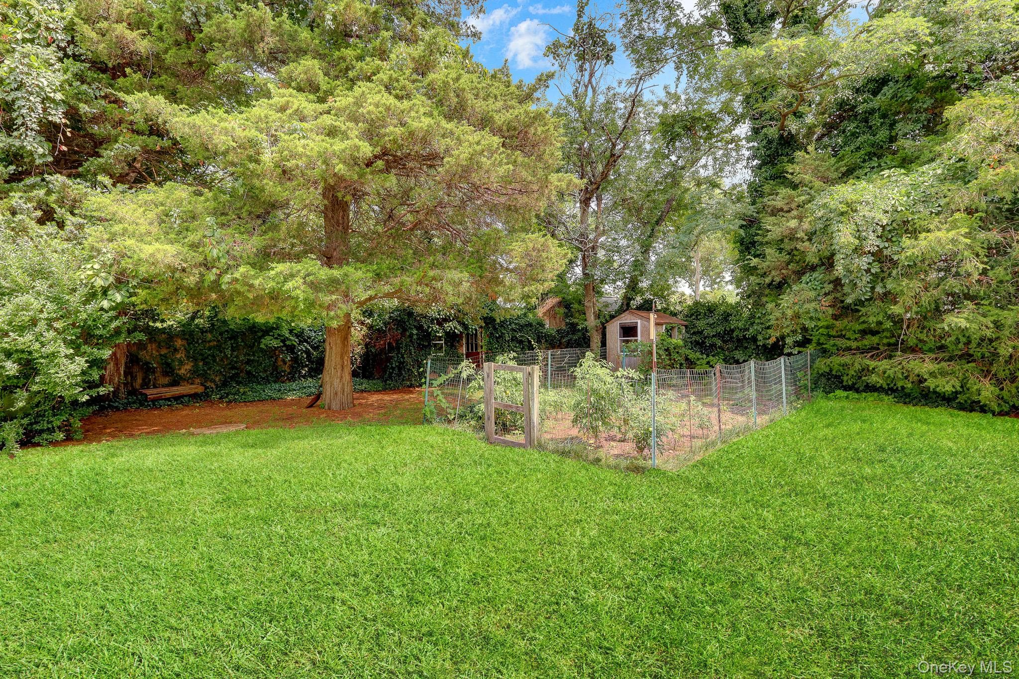 1315 Coates Avenue thumbnail 15