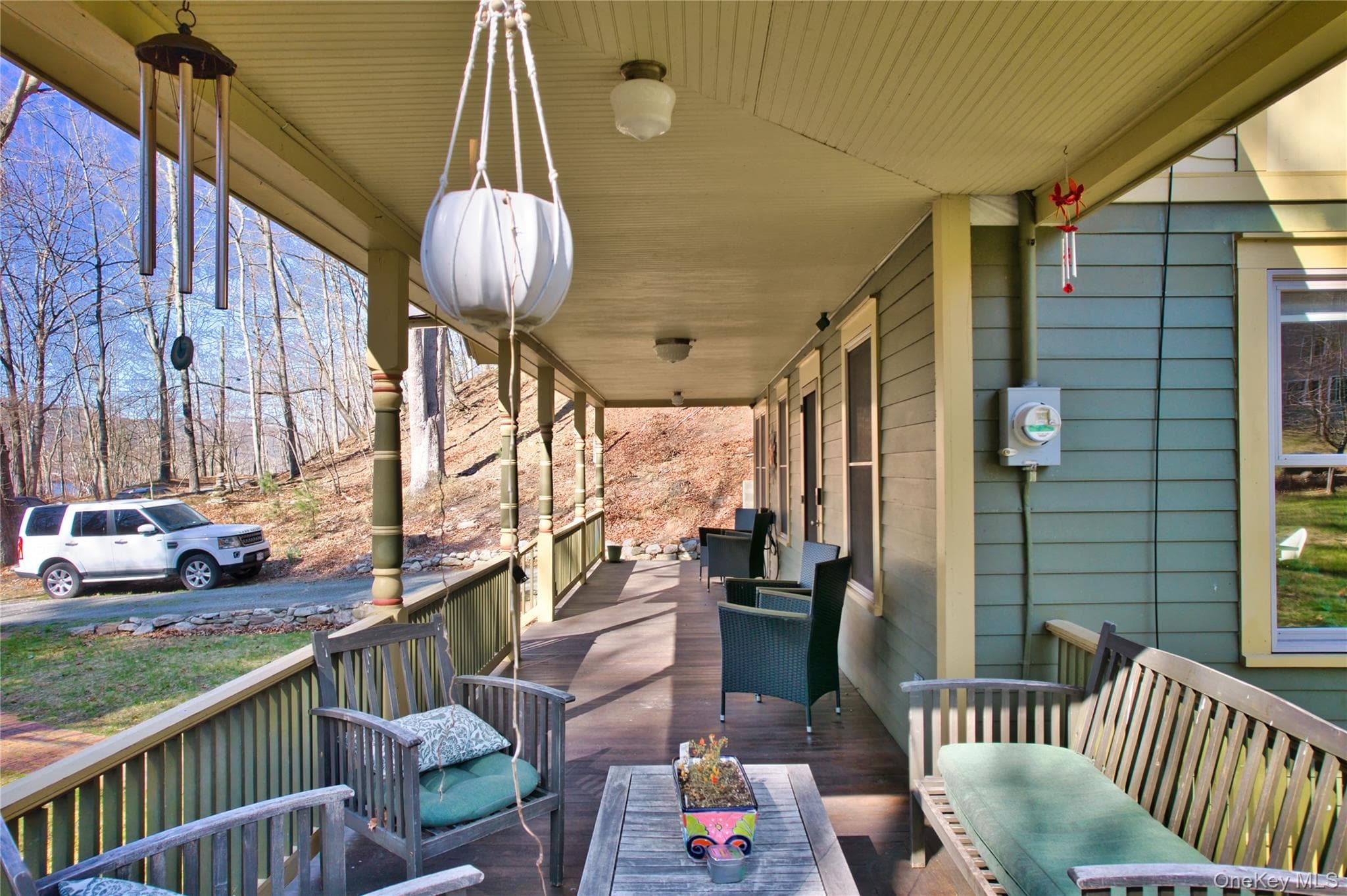 1193 South Road thumbnail 4