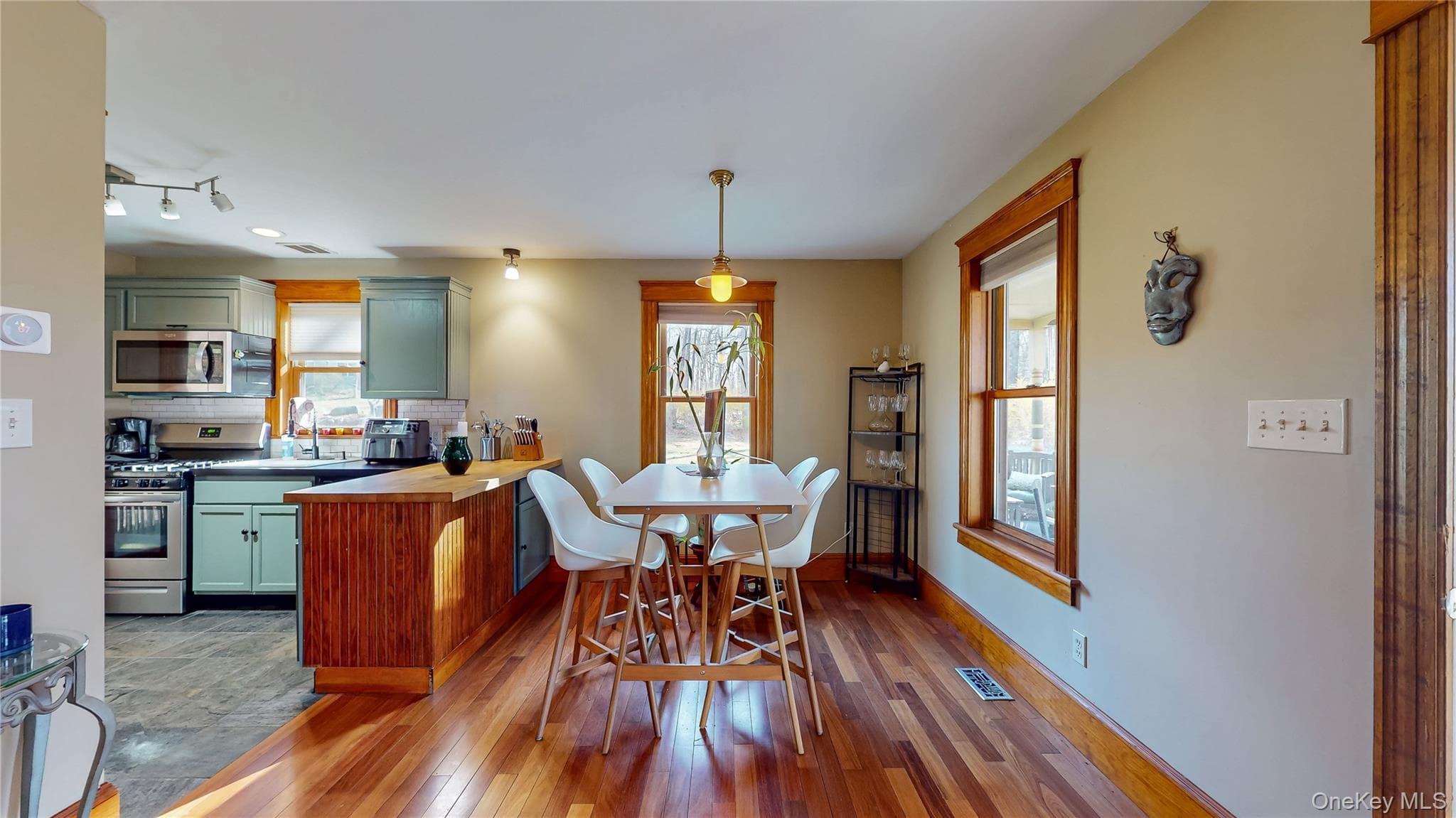 1193 South Road thumbnail 15