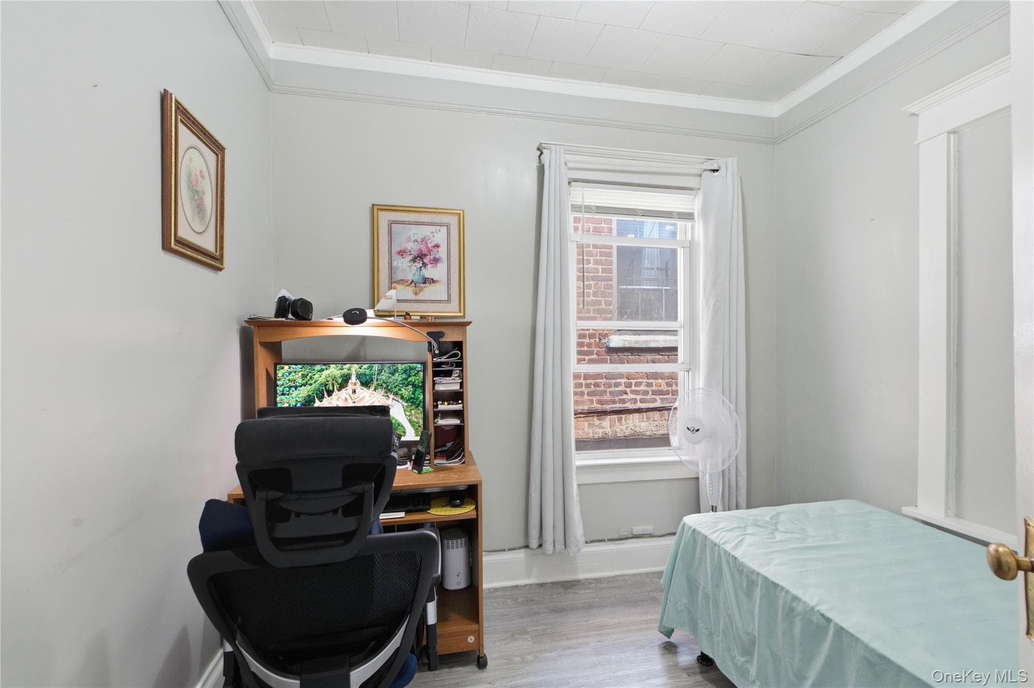 953 E 227th Street thumbnail 10