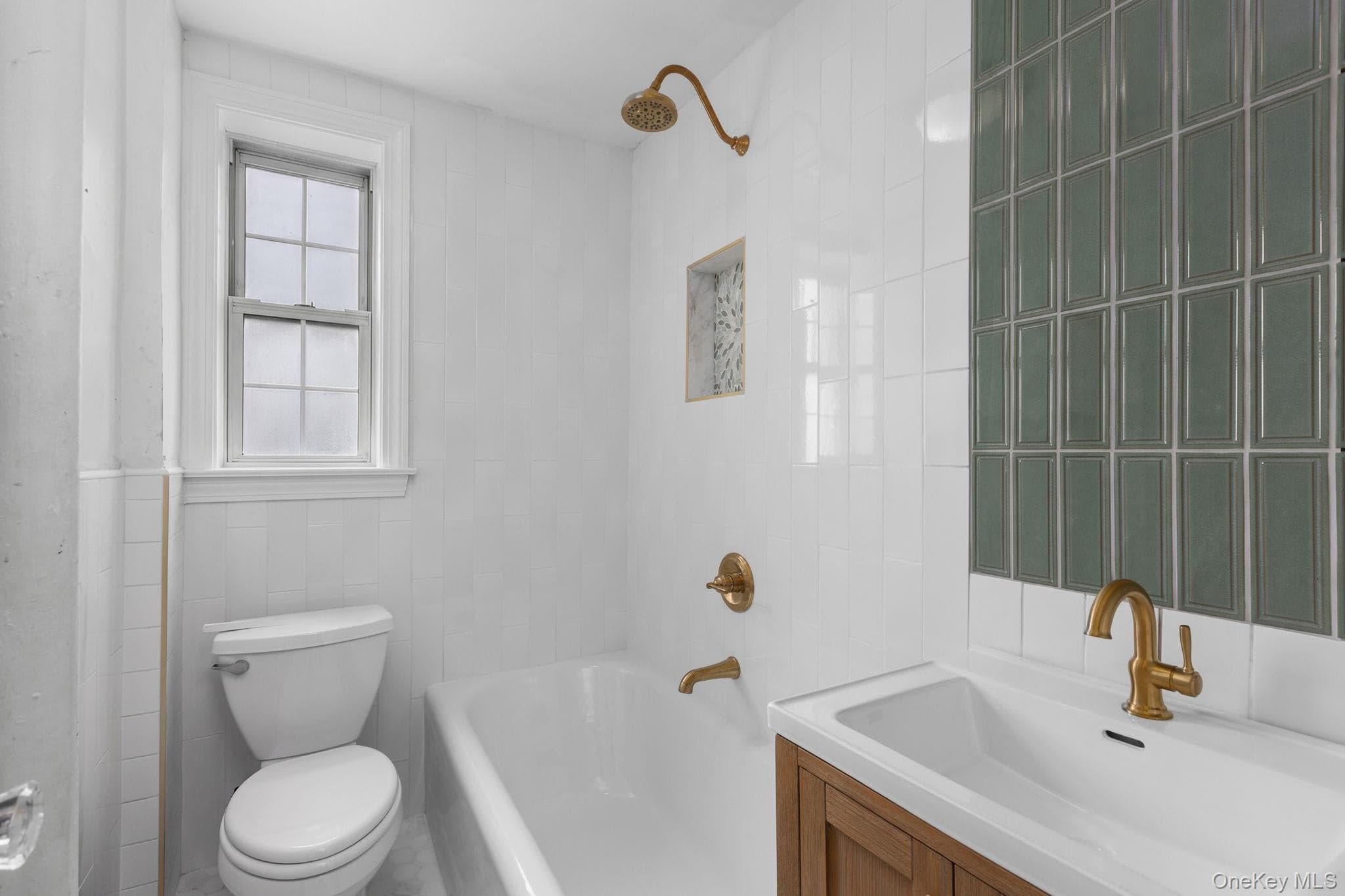 208 Centre Ave AVE Unit: 4-B thumbnail 6