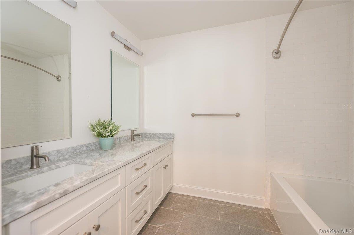 50 Spring Meadow Court Unit: 50 thumbnail 31