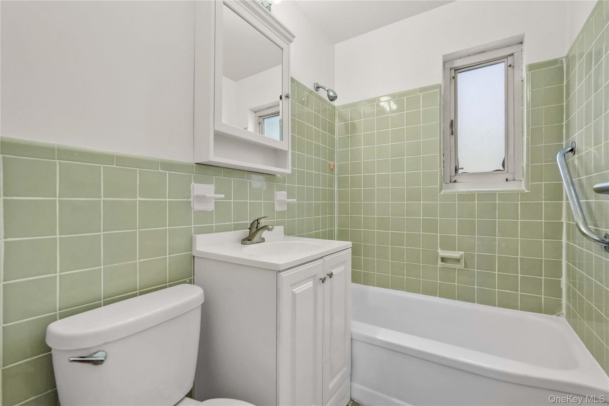 224-01 Hillside Avenue Unit: Upper thumbnail 18