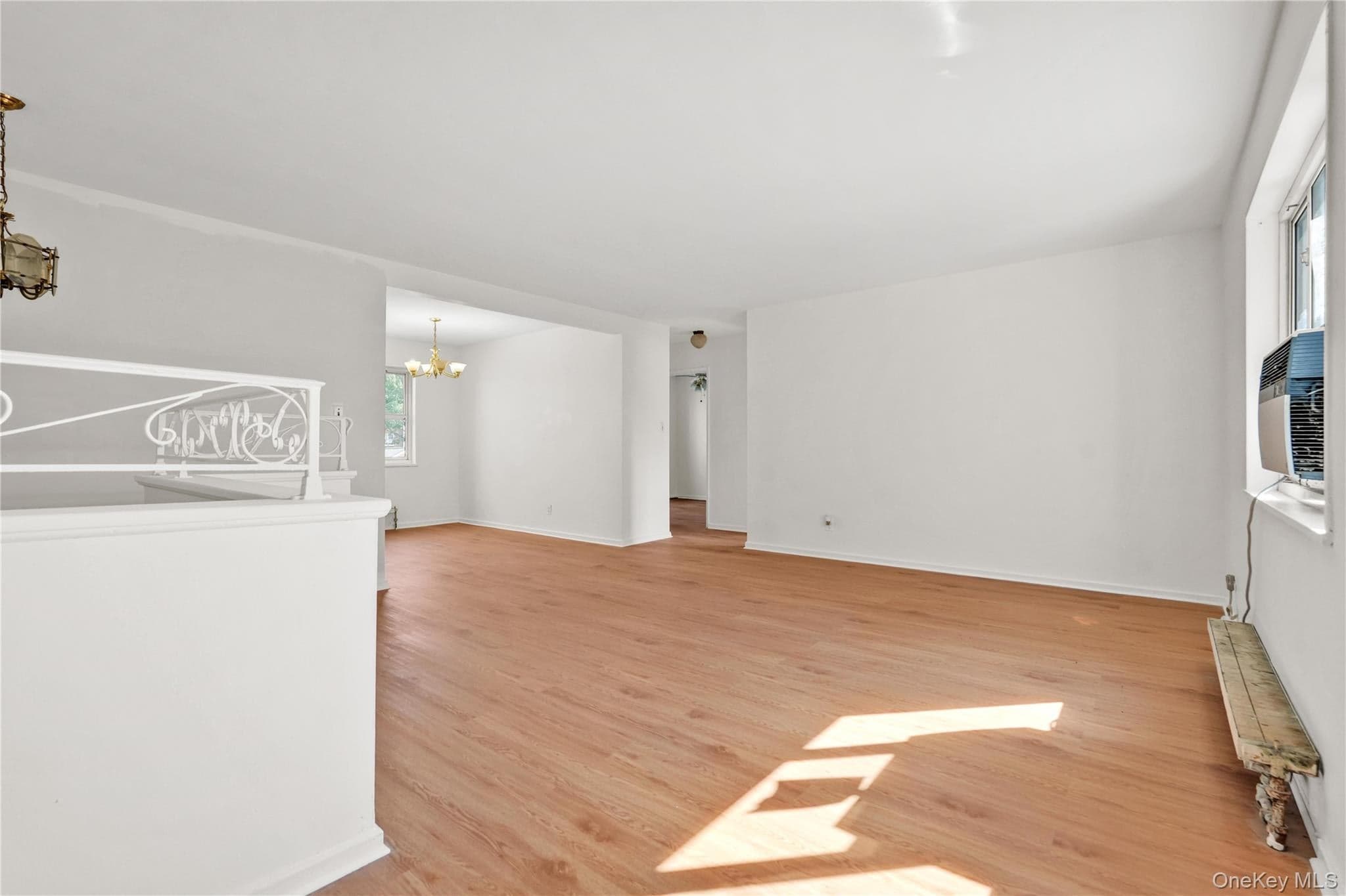 224-01 Hillside Avenue Unit: Upper thumbnail 5