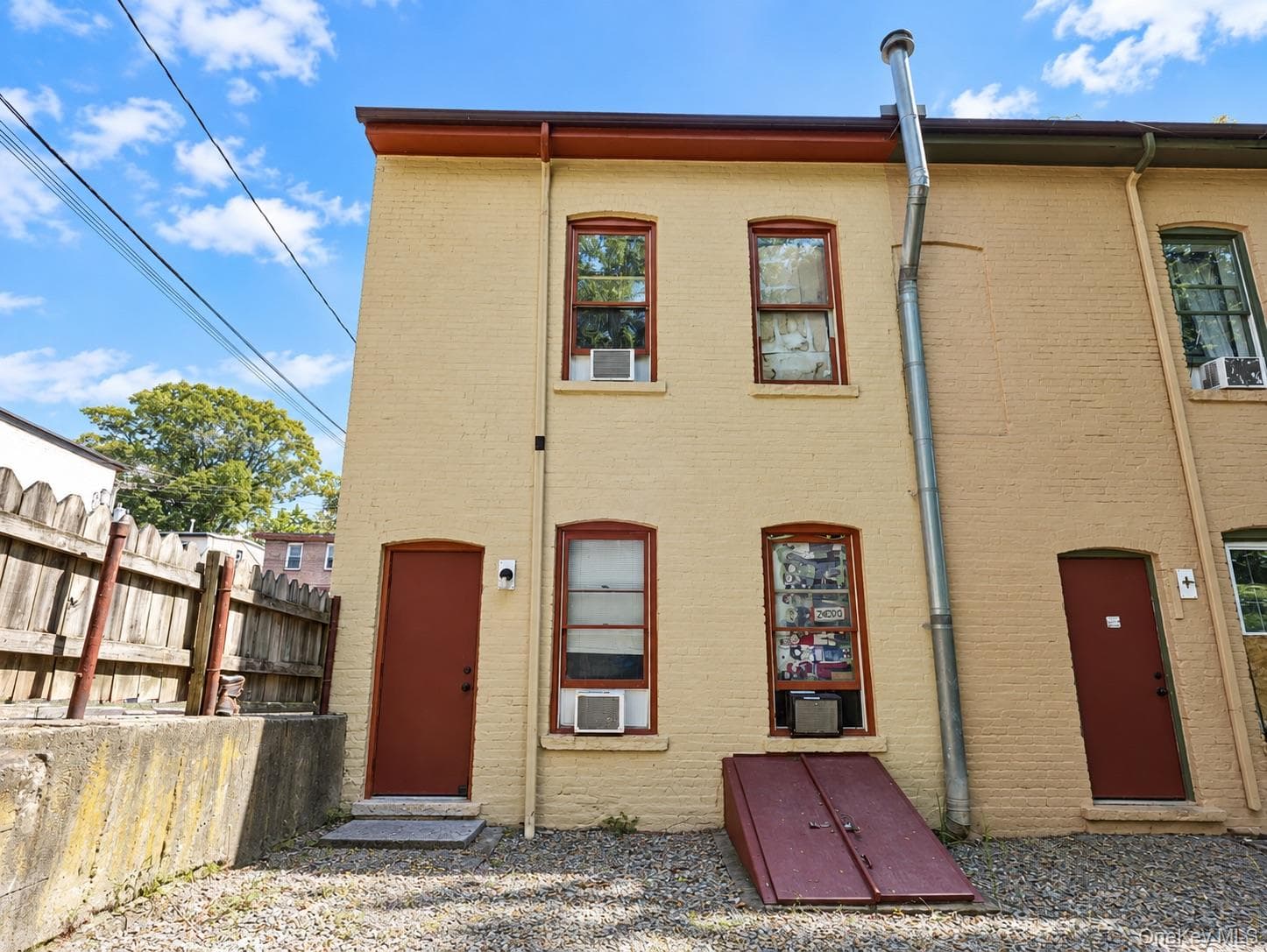 369 Liberty Street thumbnail 13