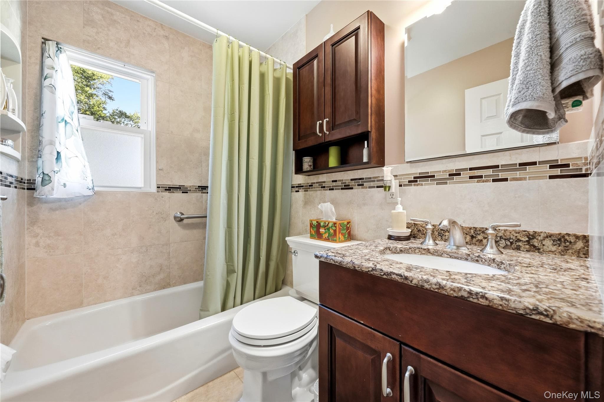 305 W Nicholai Street thumbnail 15