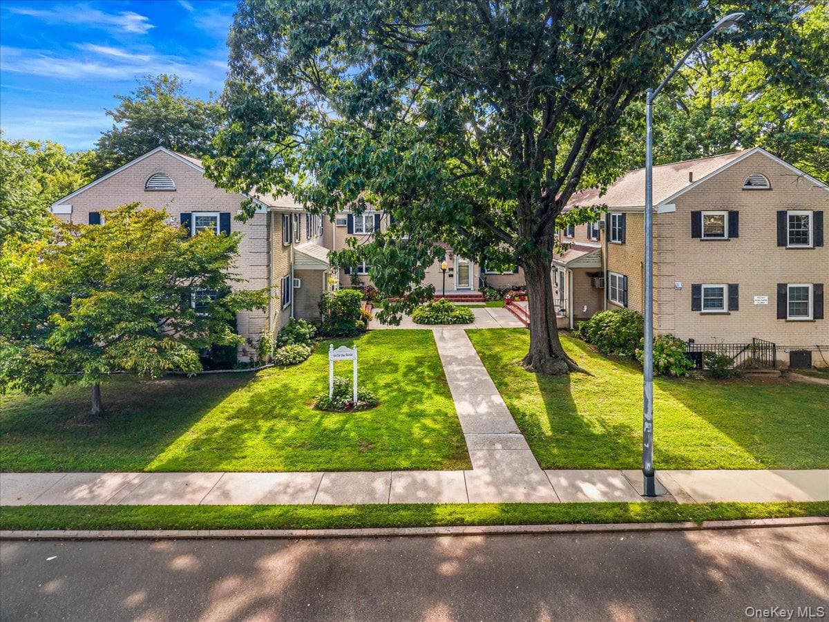 64-62 223rd Place Unit: 2 thumbnail 26