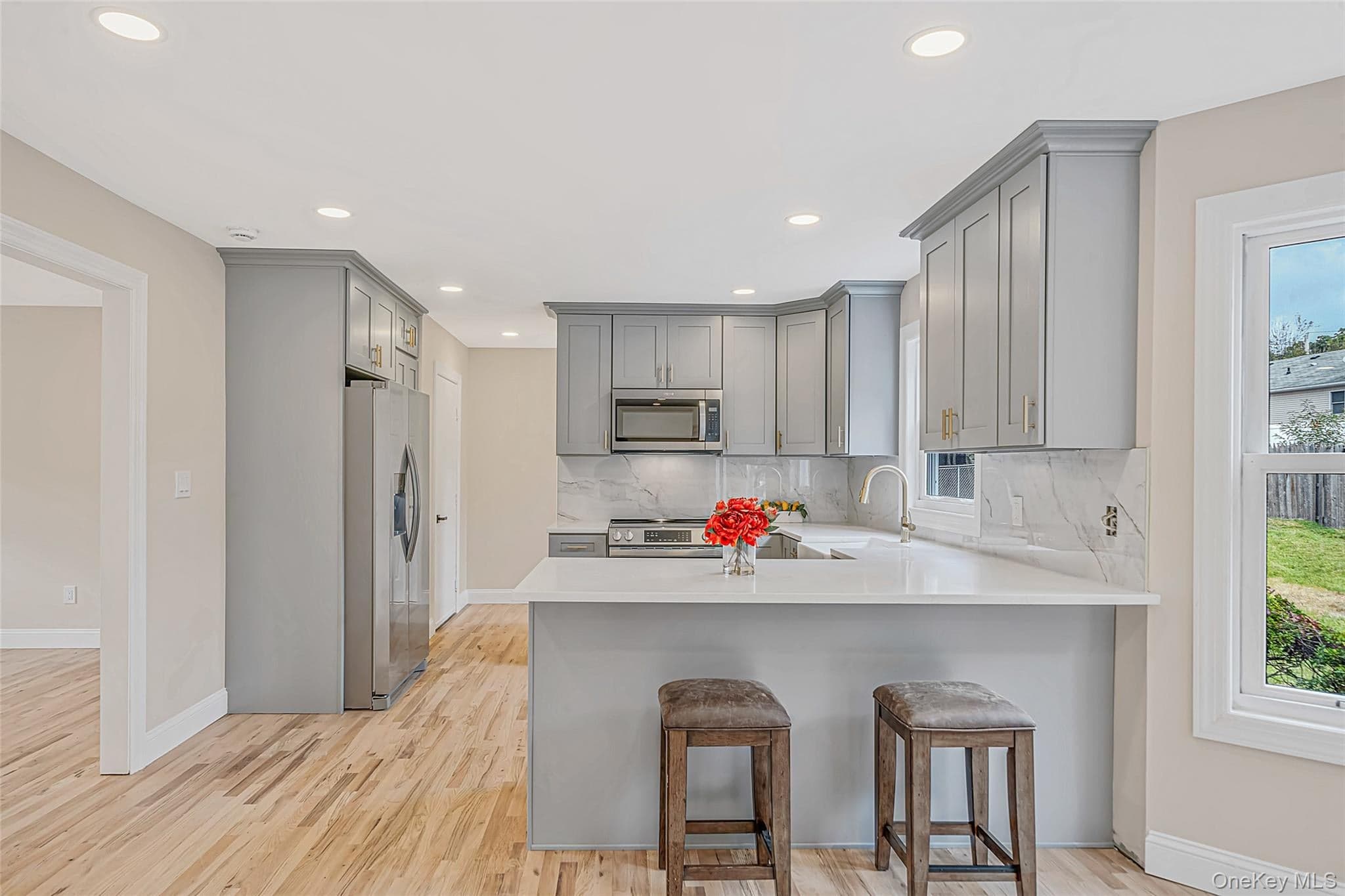 25 Avenue B thumbnail 13