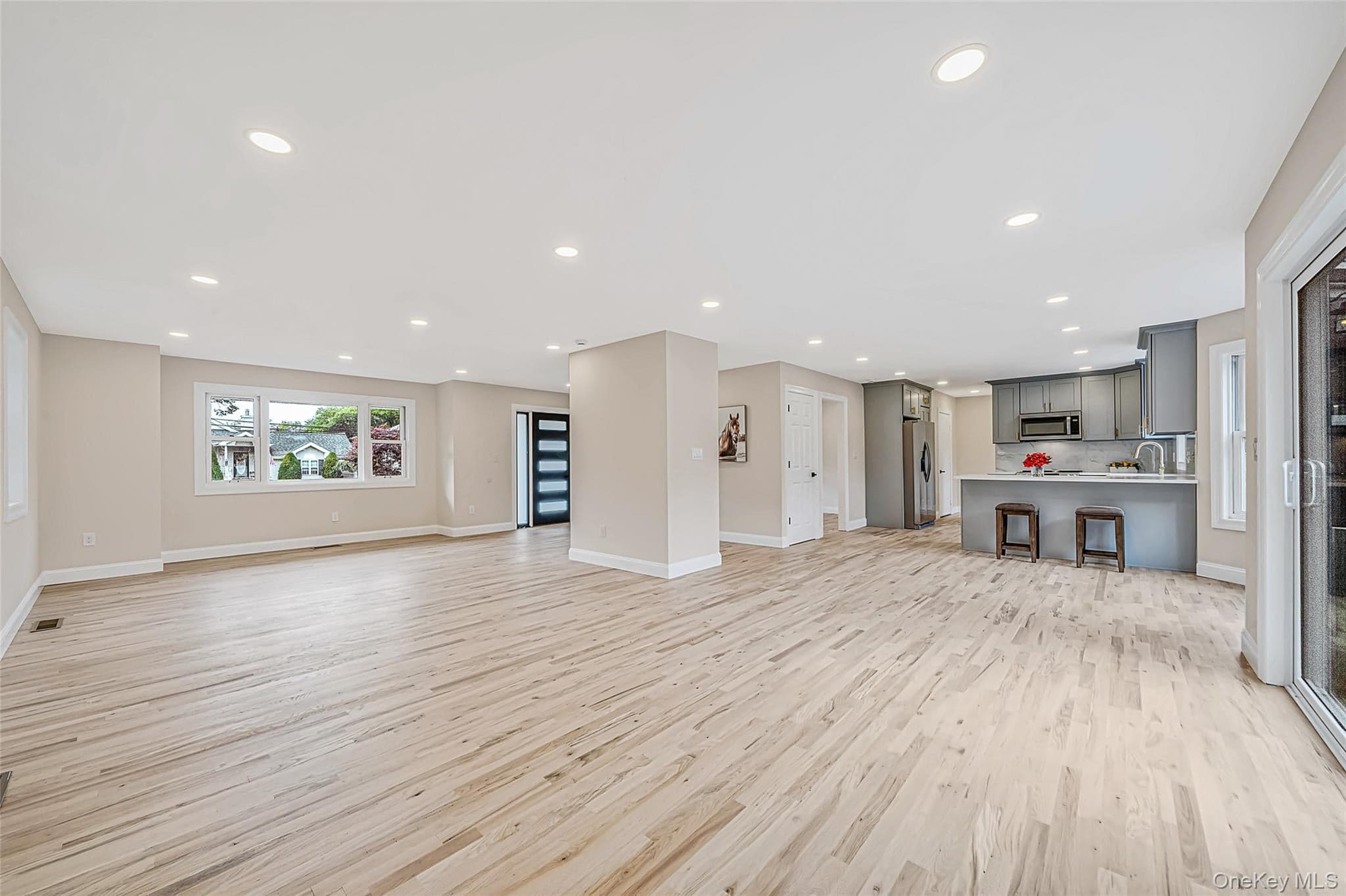 25 Avenue B thumbnail 9