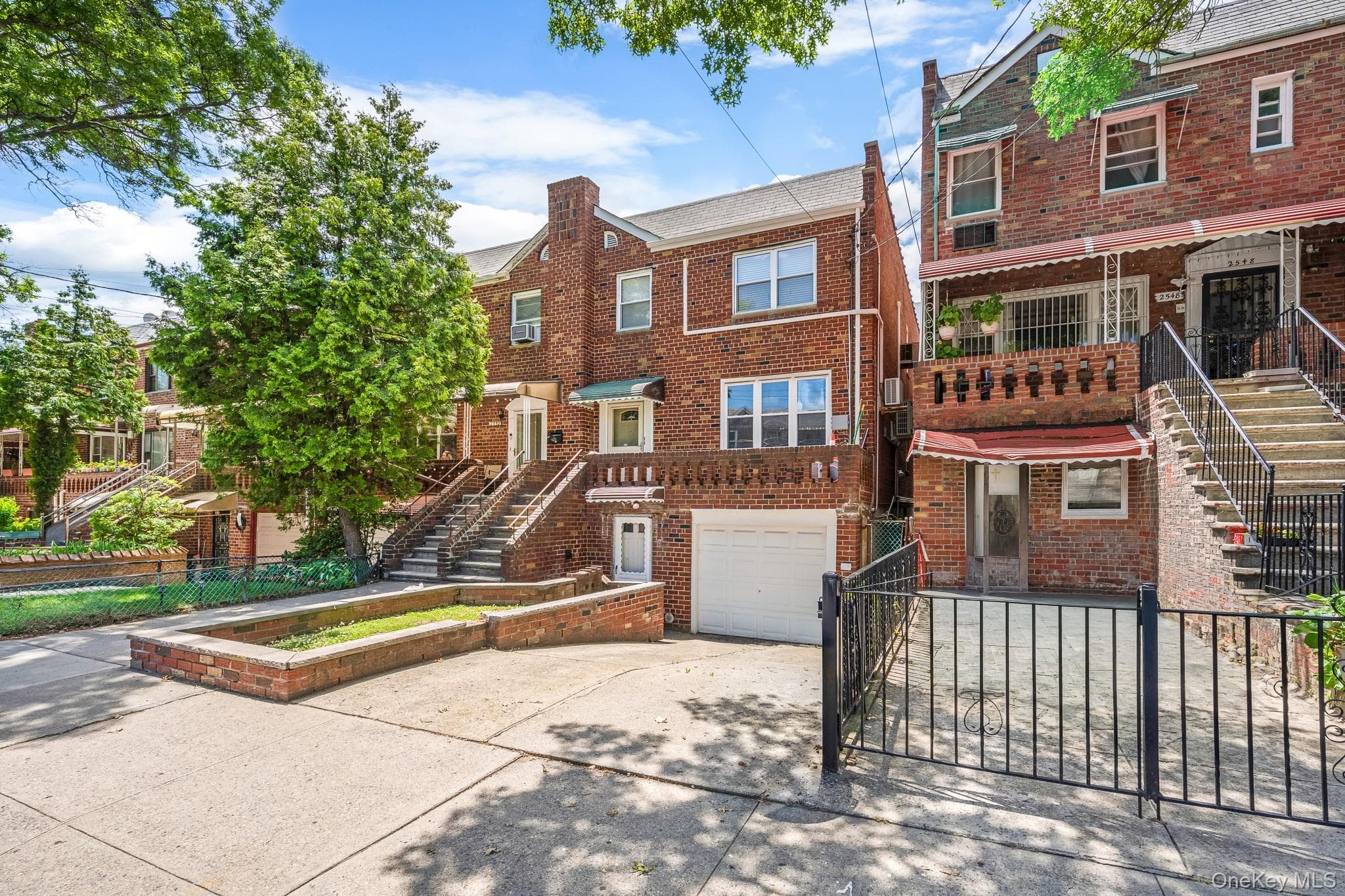 2550 E 11th Street thumbnail 2