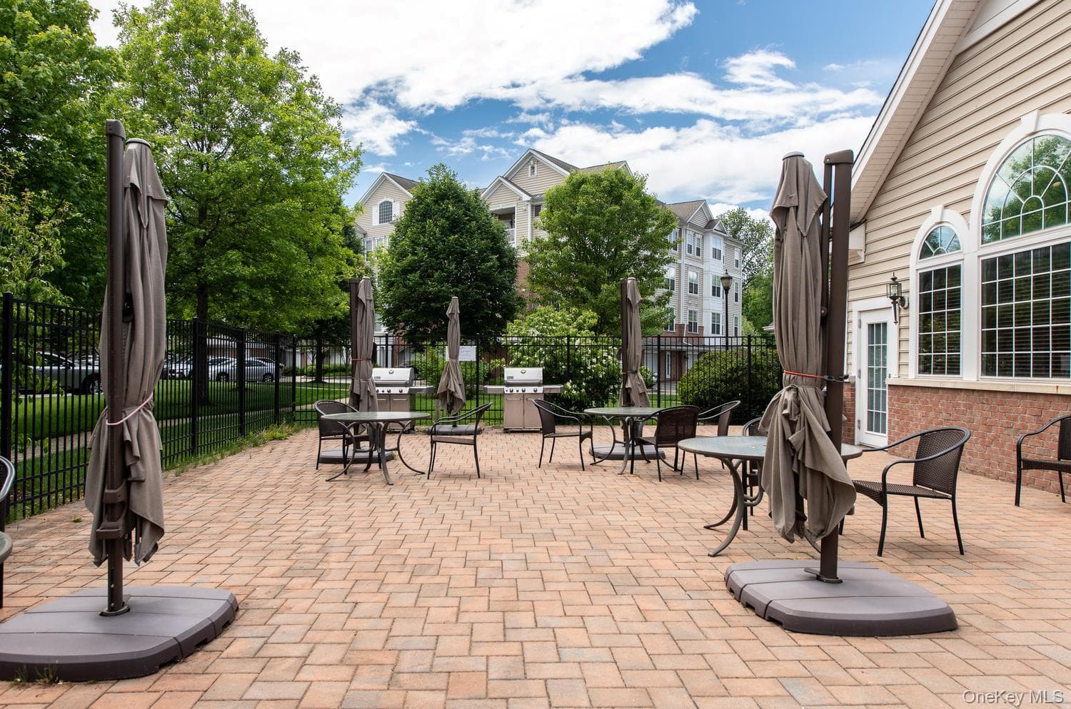231 Regency Drive thumbnail 45