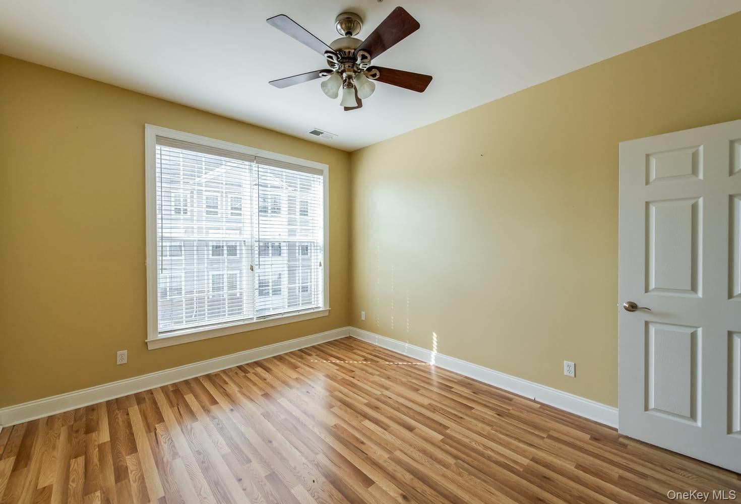 231 Regency Drive thumbnail 35