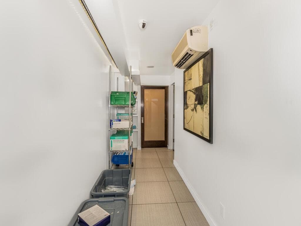 113 E 39th Street thumbnail 22