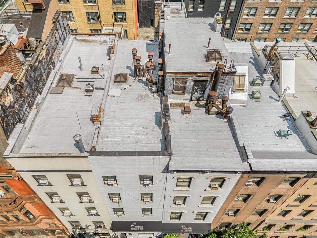 113 E 39th Street thumbnail 27