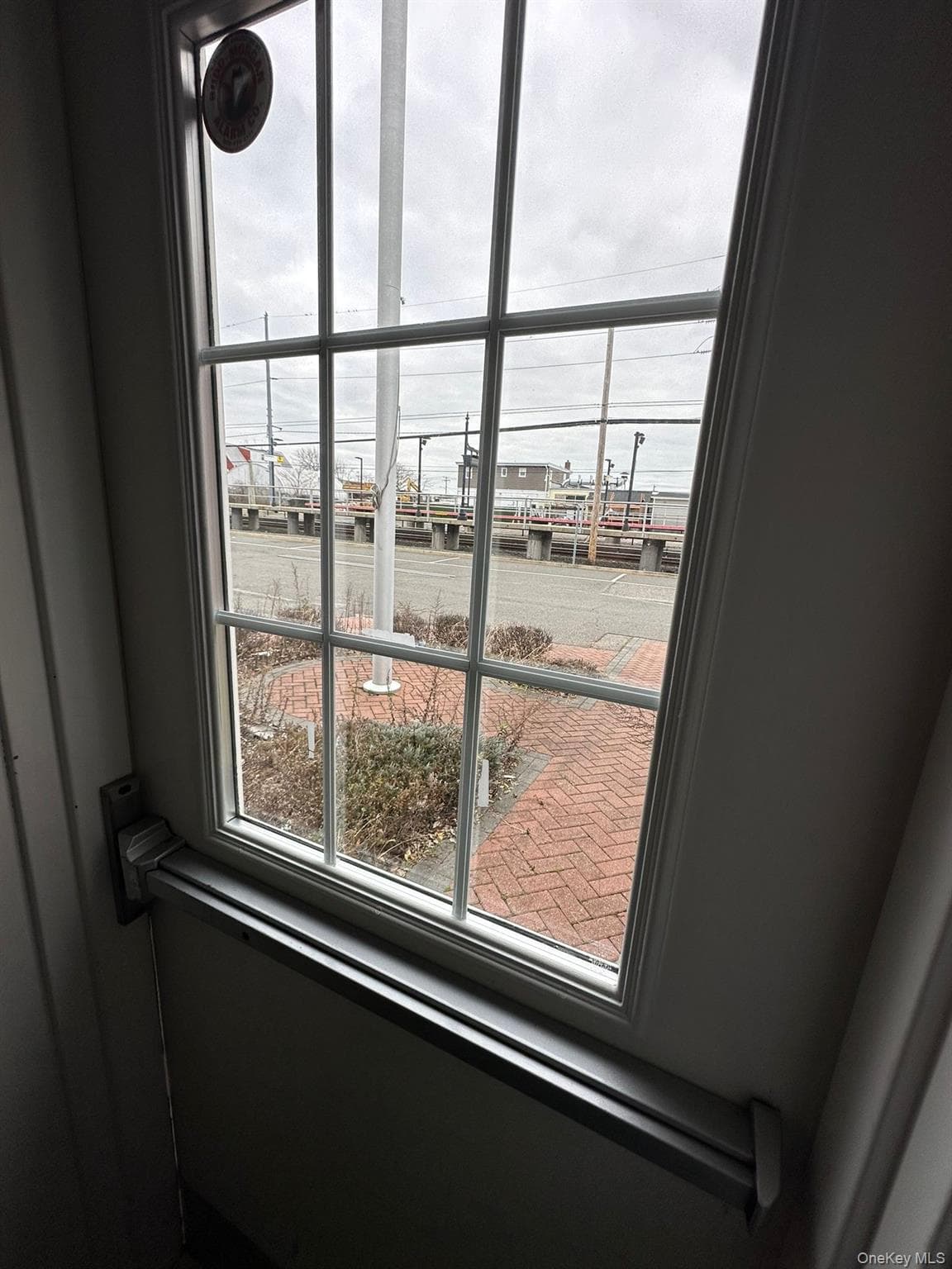 25 Nassau Lane thumbnail 38