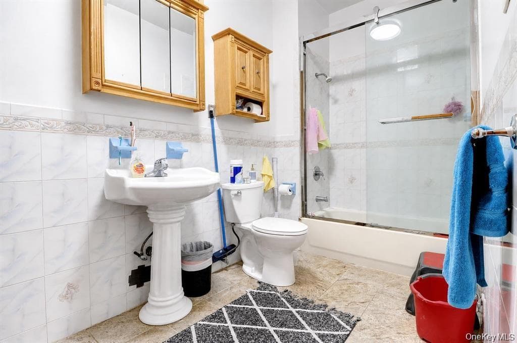 458 Halsey Street thumbnail 13