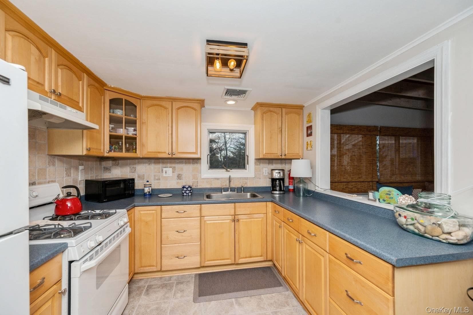 14 E Landing Road thumbnail 12