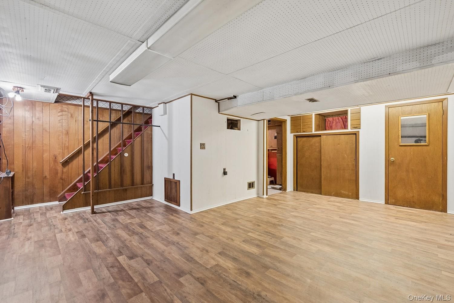 41 Margaretta Court thumbnail 43