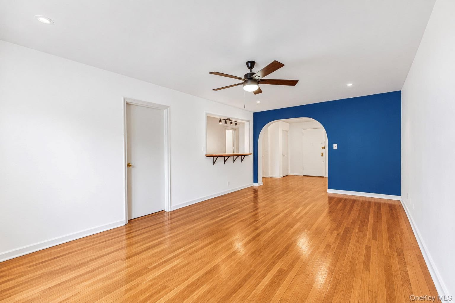 2860 Bailey Avenue Unit: 5D thumbnail 4