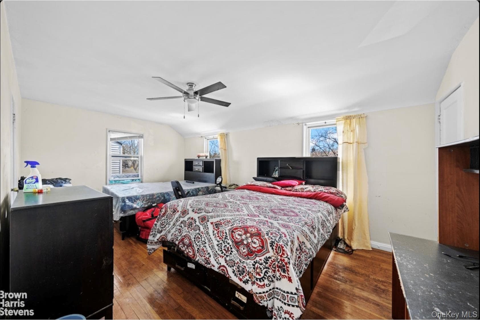 96 Nassau Street thumbnail 5
