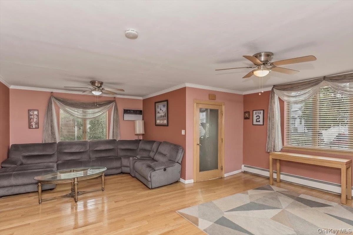 3158 Rawlins Avenue thumbnail 7