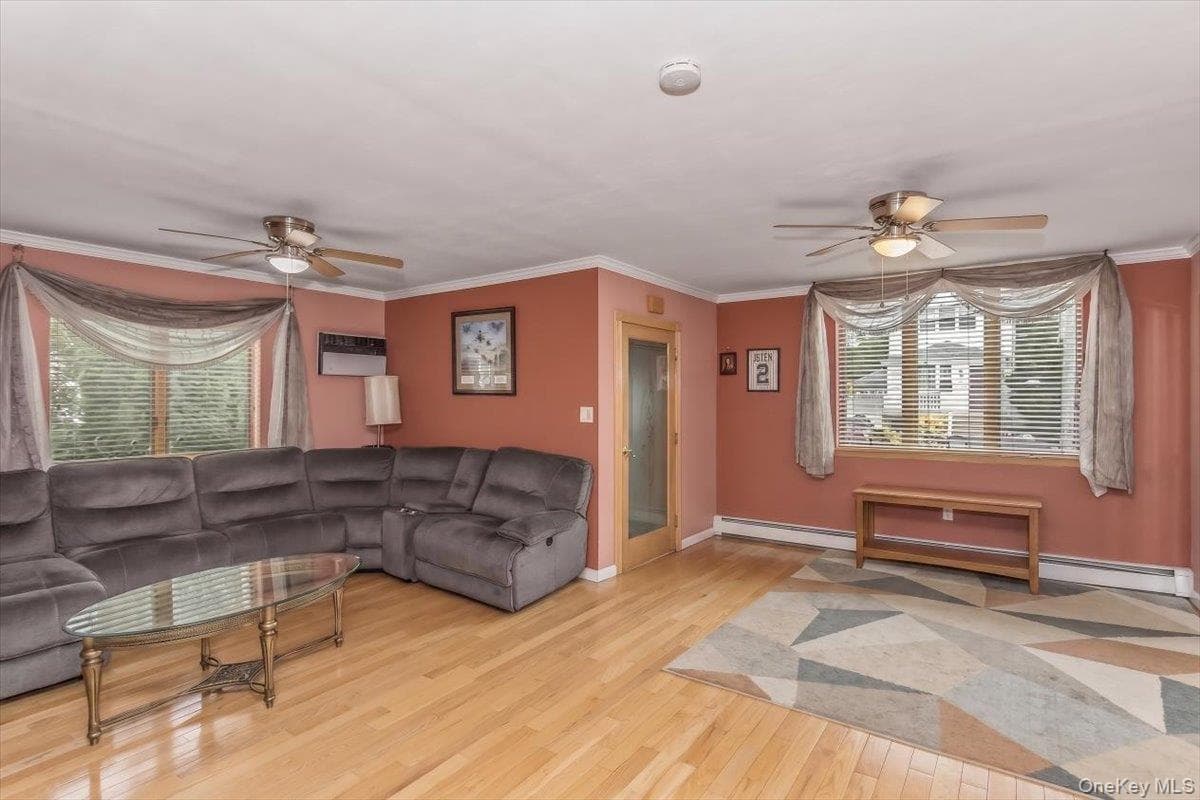 3158 Rawlins Avenue thumbnail 6