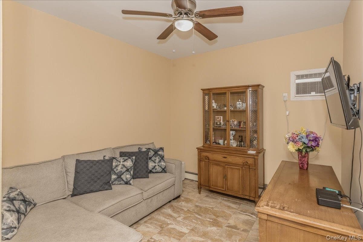 3158 Rawlins Avenue thumbnail 17