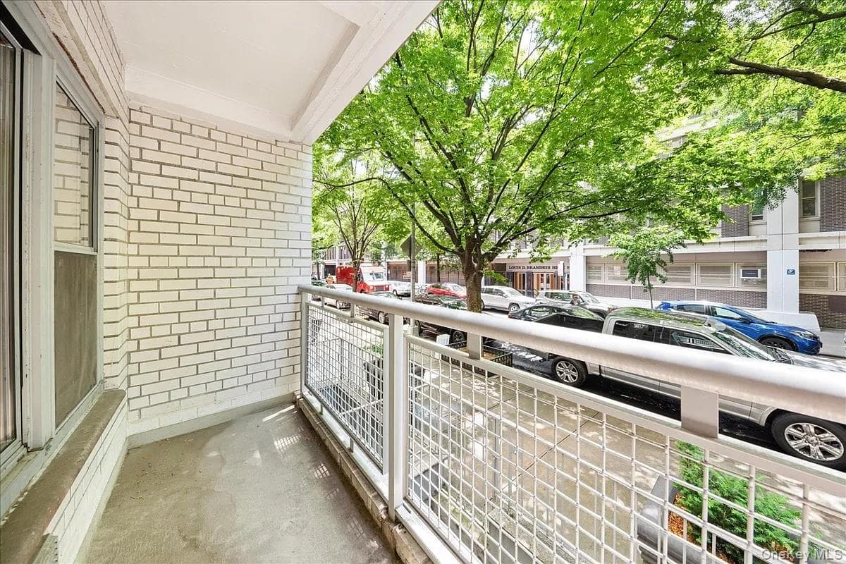 131 W 85th Street Unit: FE1 thumbnail 8