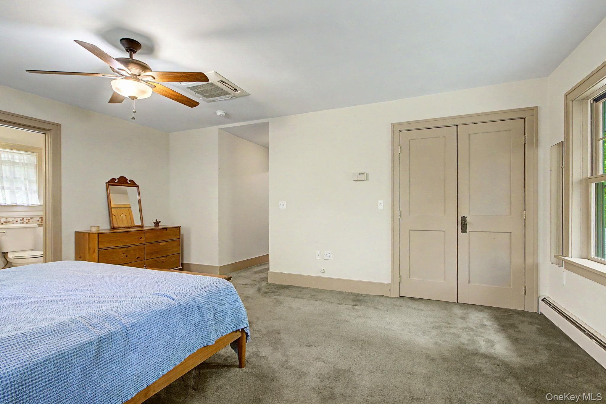 102 E Market Street thumbnail 28