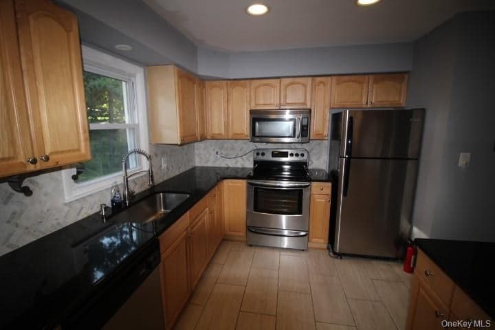 545 Stump Pond Road thumbnail 21