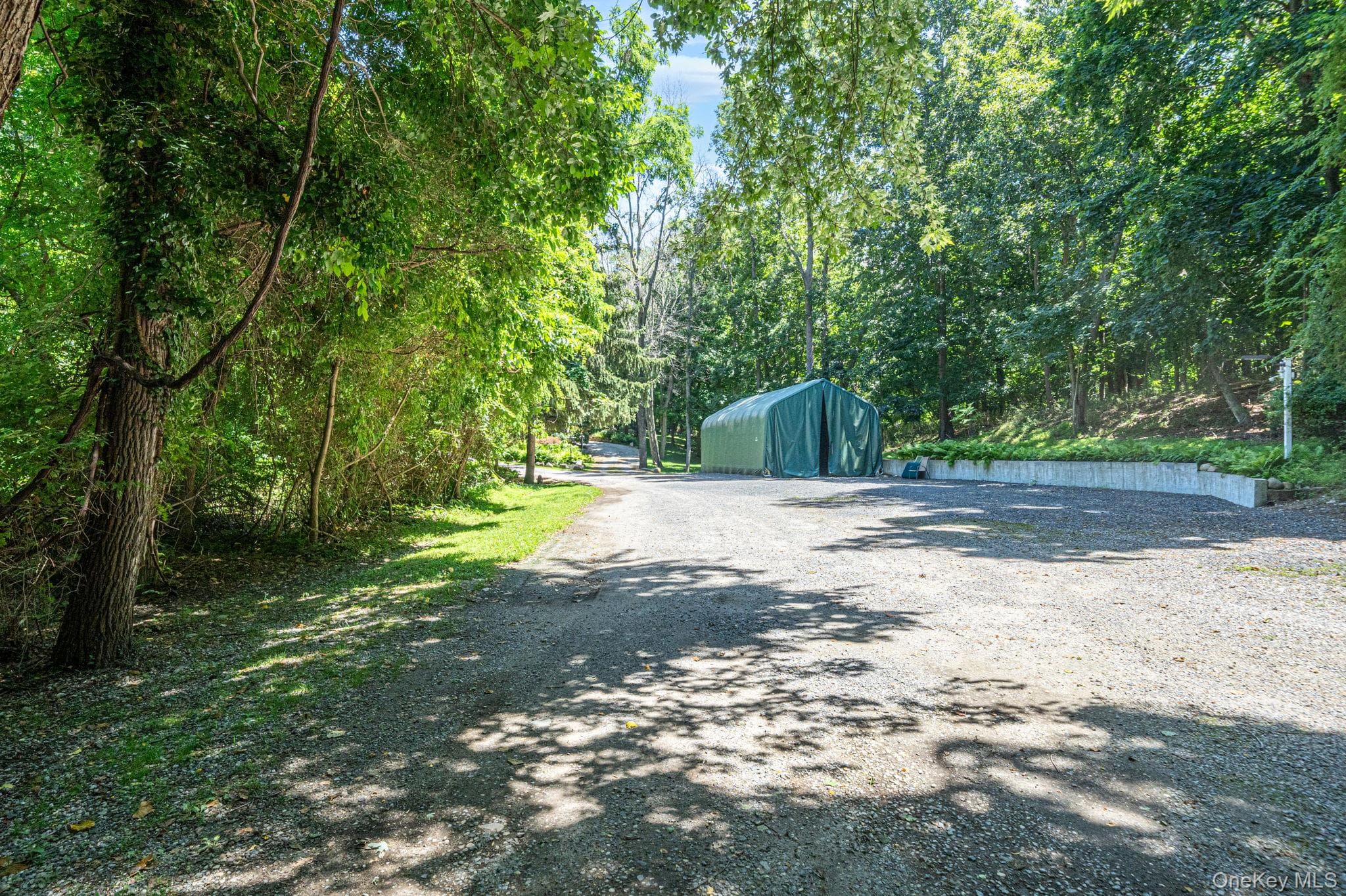 77 Shore Road thumbnail 47