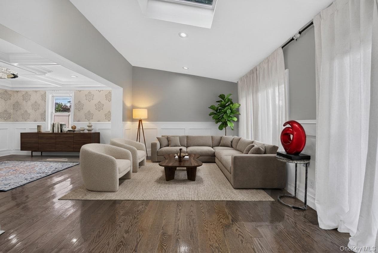 154 California Avenue thumbnail 10