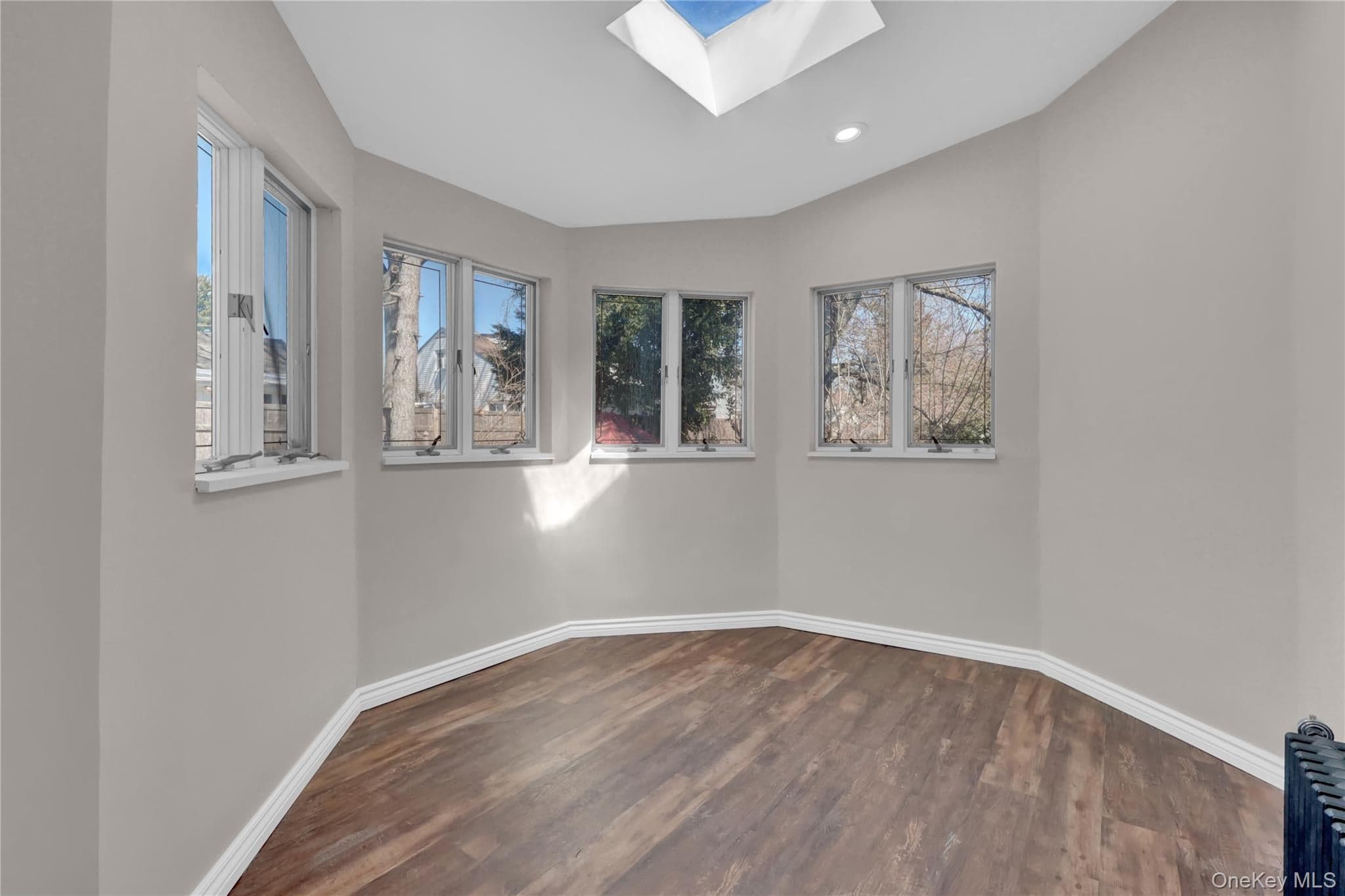 154 California Avenue thumbnail 8