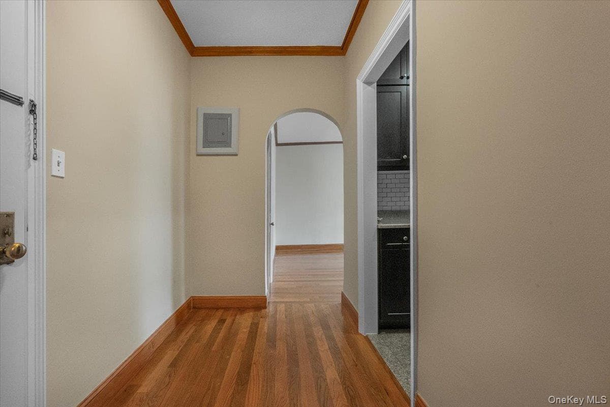 4333 48th Street Unit: 2H thumbnail 7