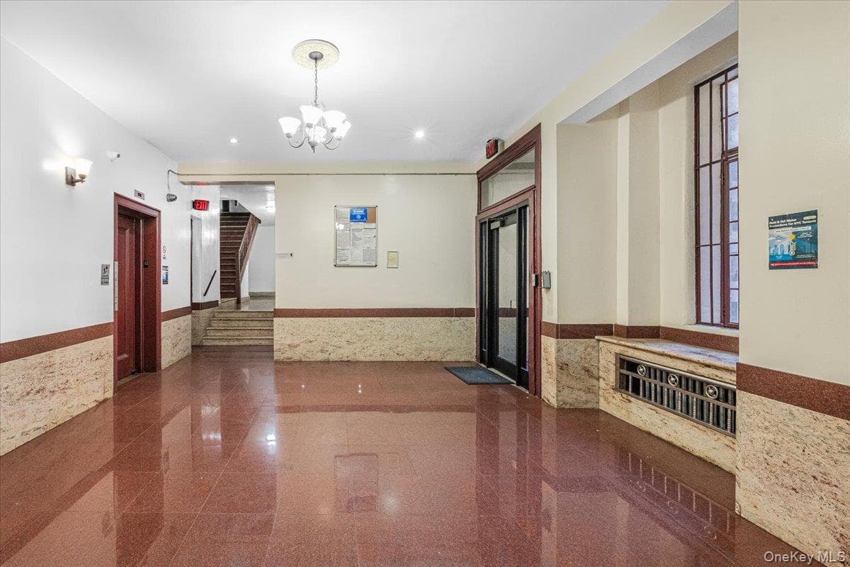 4333 48th Street Unit: 2H thumbnail 13