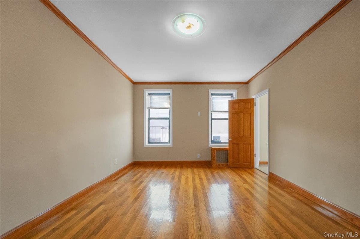 4333 48th Street Unit: 2H photo 1