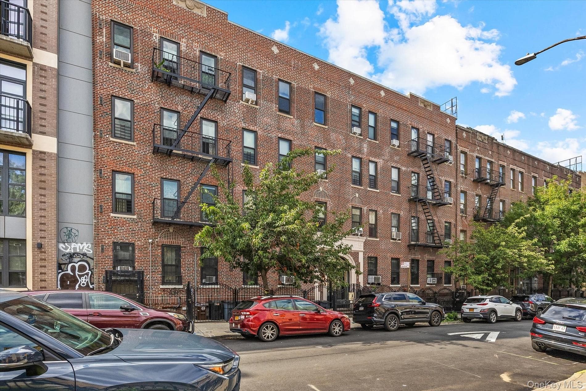 101 Linden Street Unit: 2F, Brooklyn